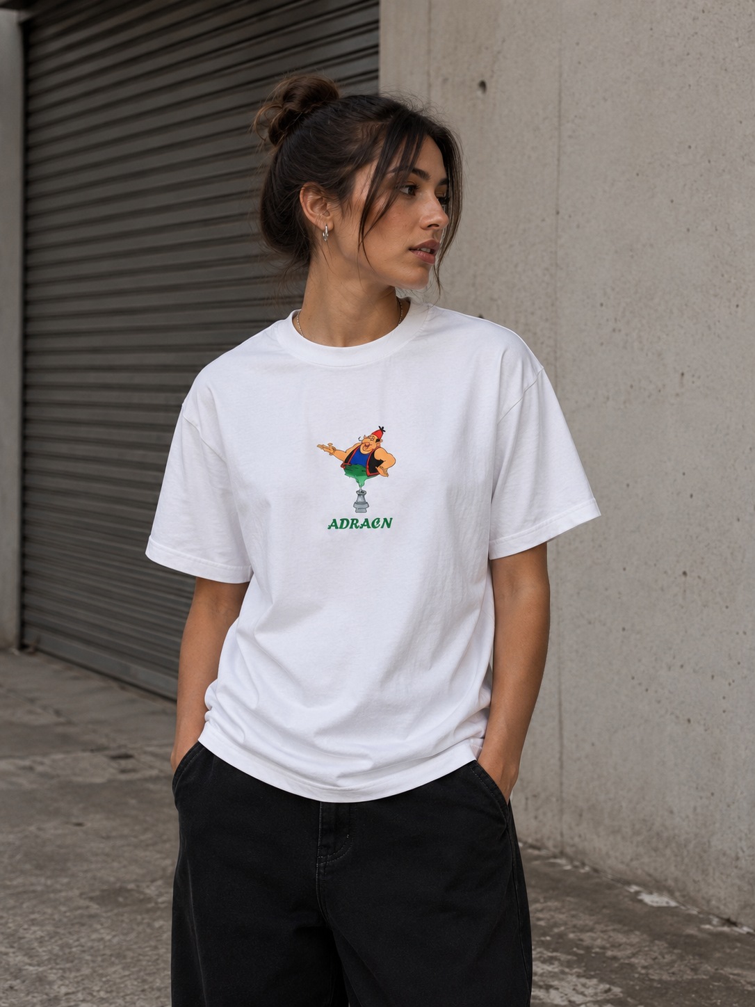 adracn Jinn T-Shirt Weiss, regular fit